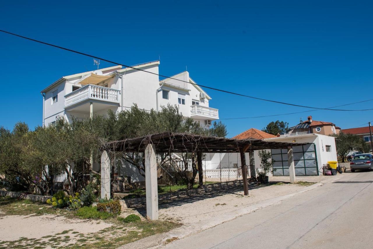 Apartmani Fila Vrsi Exterior foto