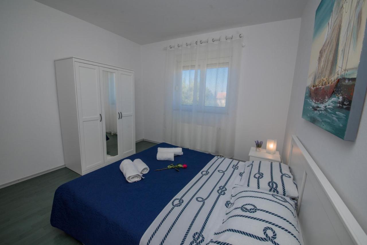 Apartmani Fila Vrsi Exterior foto