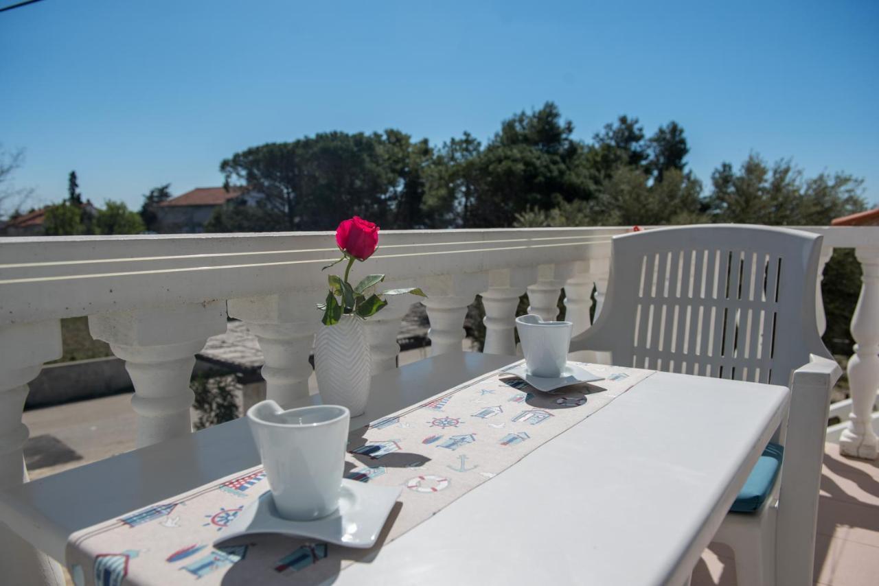 Apartmani Fila Vrsi Exterior foto